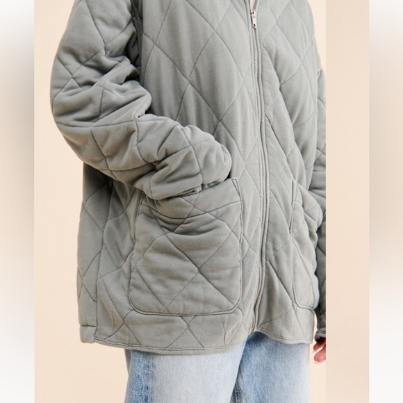 Freja Quilted Jacket - Picture 3 of 7